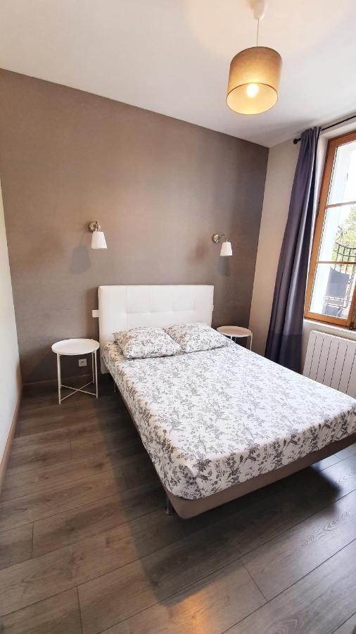 Le 2 Pieces Avec Parking Prive Lejlighed Honfleur Eksteriør billede